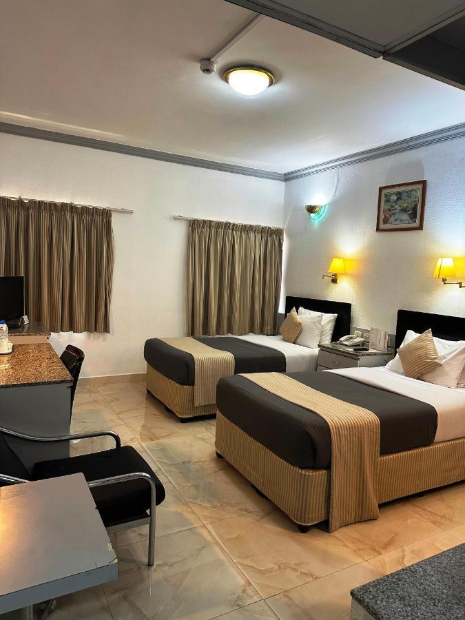 Grand Astoria Hotel Dubai Eksteriør billede
